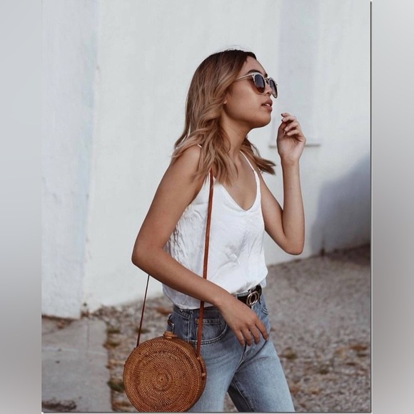 Rattan straw round bag - Picture 2 of 8